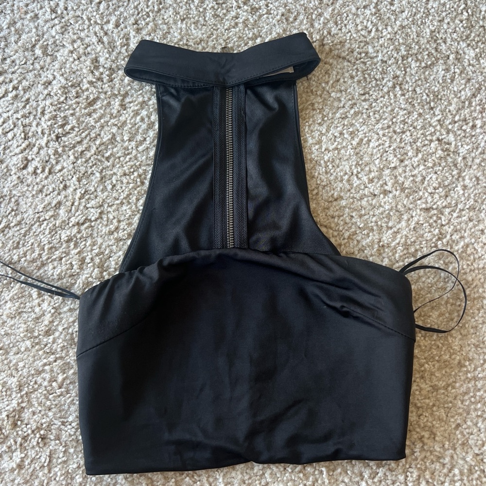 Black crop top